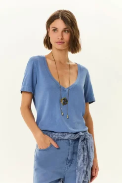 Blusa Decote v Manga Curta