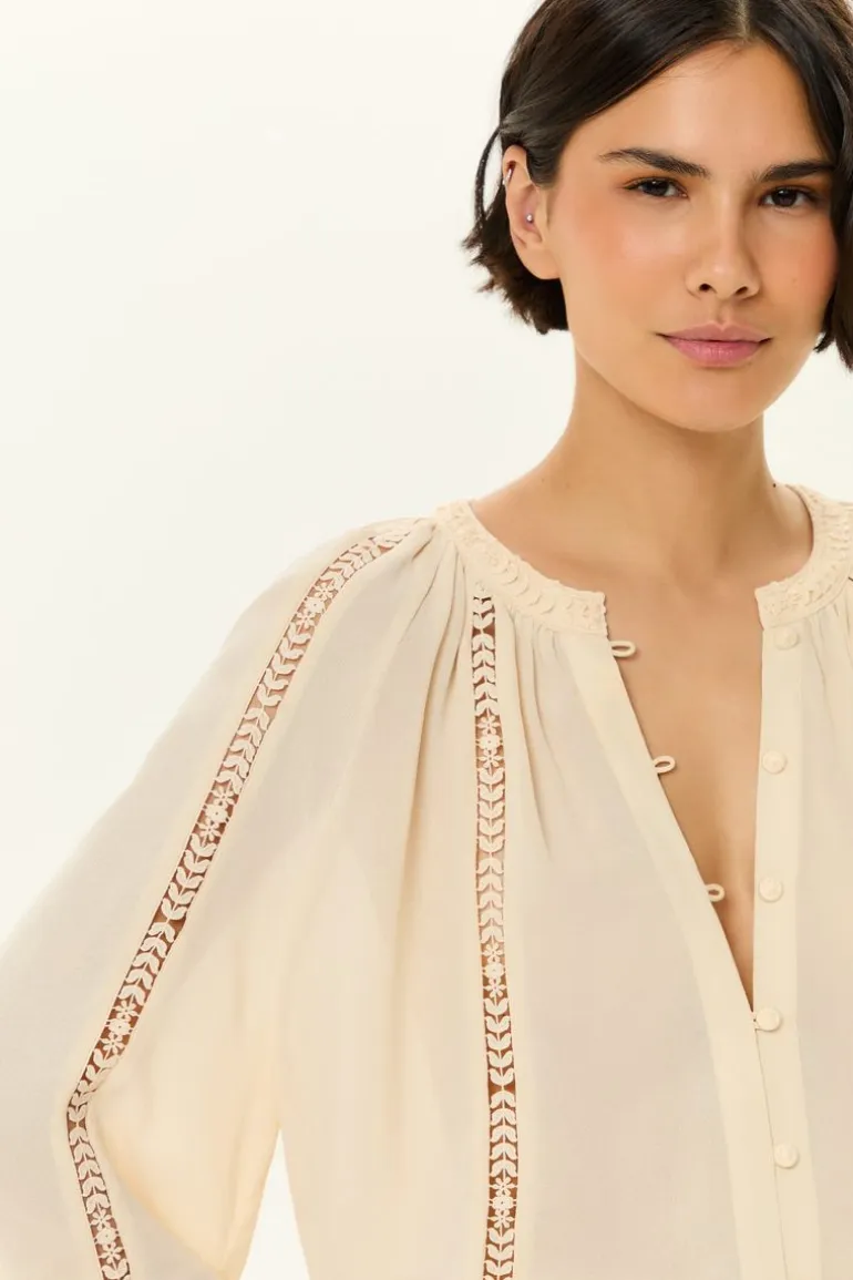 Blusa Ggt Mix De Renda