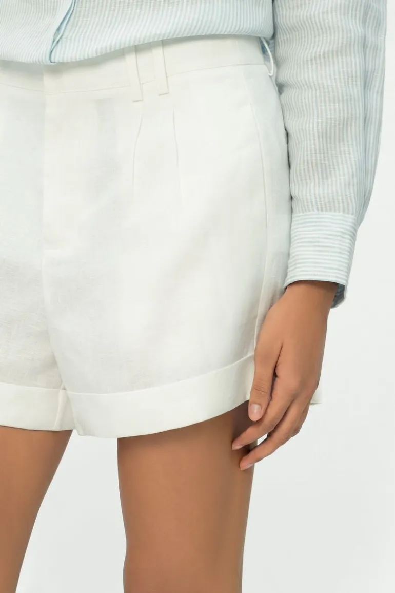 Short Alfaiataria Prega