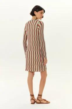 Vestido Curto Tricot Decote Gota